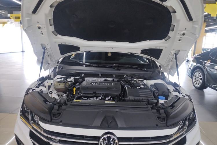 Used Volkswagen FAW-Volkswagen CC 2021 380TSI Striking Edition Engine Bay