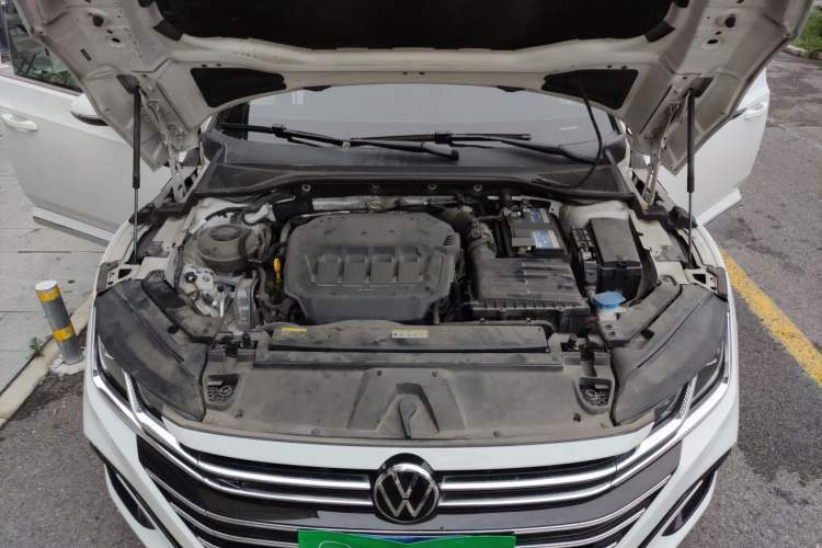 Used Volkswagen FAW-Volkswagen CC 2021 330TSI Ignite Edition Engine Bay