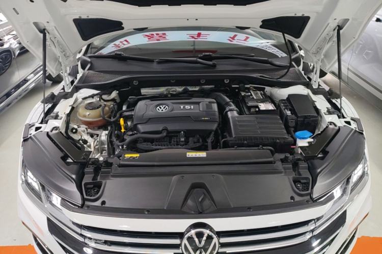Used Volkswagen FAW-Volkswagen CC 2021 380TSI Striking Edition Engine Bay