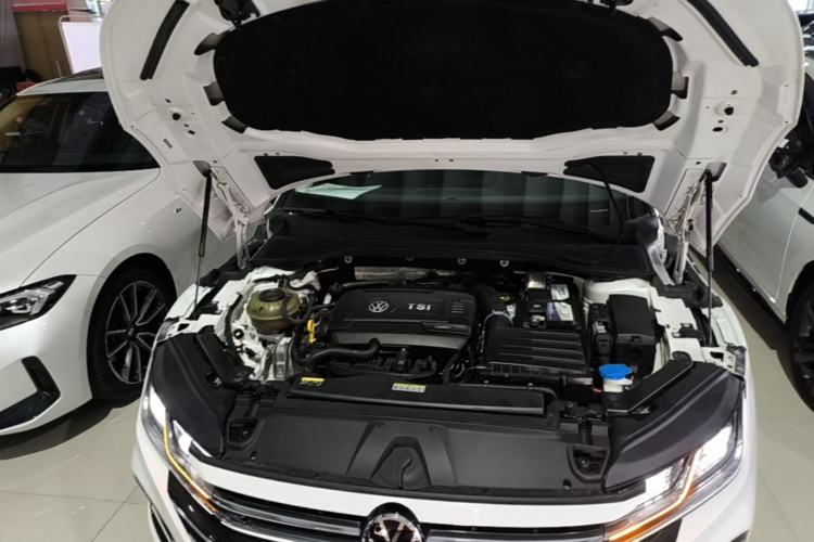 Used Volkswagen FAW-Volkswagen CC 2021 380TSI Striking Edition Engine Bay