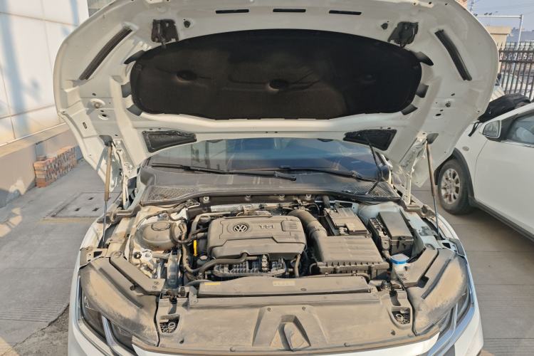 Used Volkswagen FAW-Volkswagen CC 2021 380TSI Striking Edition Engine Bay