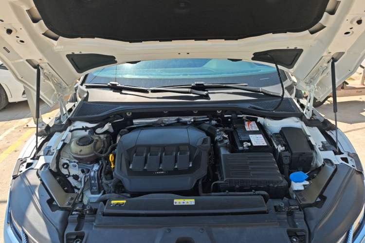 Used Volkswagen FAW-Volkswagen CC 2021 330TSI Ignite Edition Engine Bay