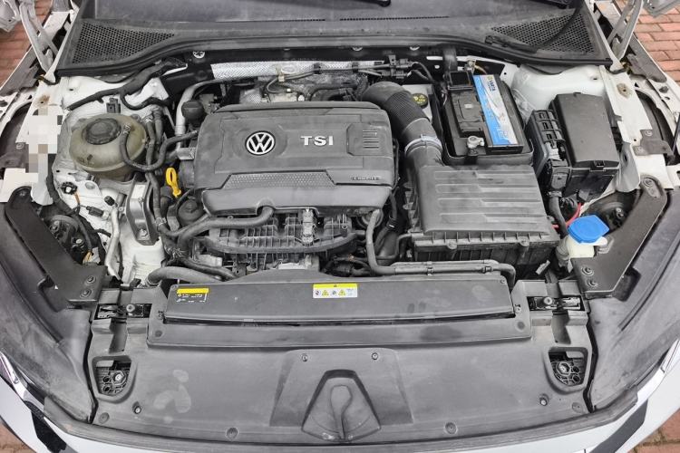 Used Volkswagen FAW-Volkswagen CC 2021 Estate Vehicle 380TSI Vizzion Edition Engine Bay