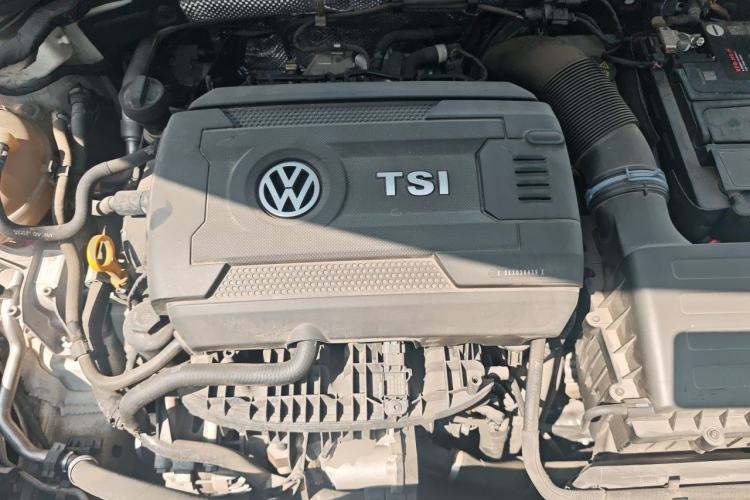 Used Volkswagen FAW-Volkswagen CC 2021 380TSI Striking Edition Engine Bay