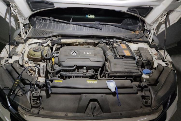 Used Volkswagen FAW-Volkswagen CC 2021 380TSI Striking Edition Engine Bay