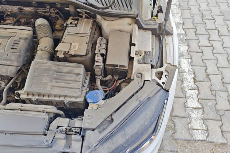 Used Volkswagen FAW-Volkswagen CC 2021 380TSI Striking Edition Engine Bay Left