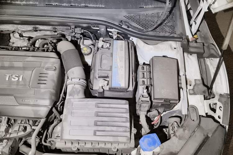 Used Volkswagen FAW-Volkswagen CC 2021 380TSI Striking Edition Engine Bay Left