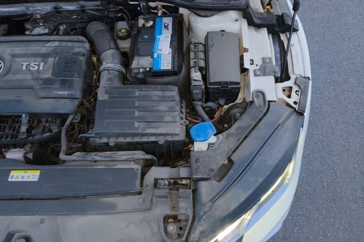 Used Volkswagen FAW-Volkswagen CC 2021 Estate Car 380TSI Vizion Edition Engine Bay Left