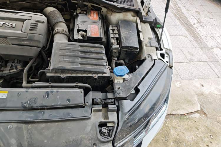 Used Volkswagen FAW-Volkswagen CC 2021 380TSI Striking Edition Engine Bay Left