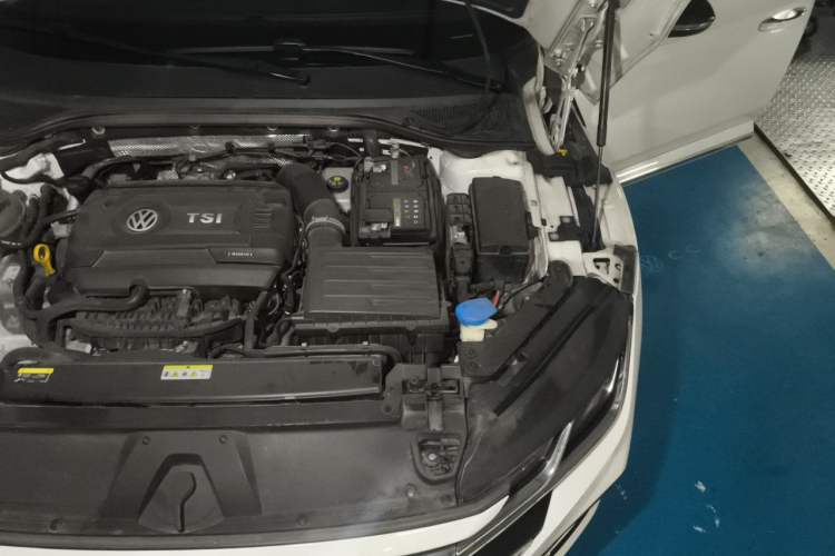 Used Volkswagen FAW-Volkswagen CC 2021 380TSI Brilliant Edition Engine Bay Left