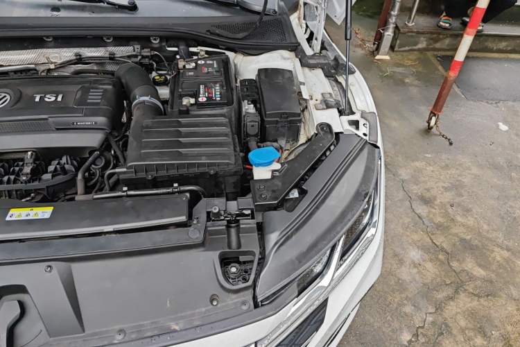 Used Volkswagen FAW-Volkswagen CC 2021 380TSI Striking Edition Engine Bay Left