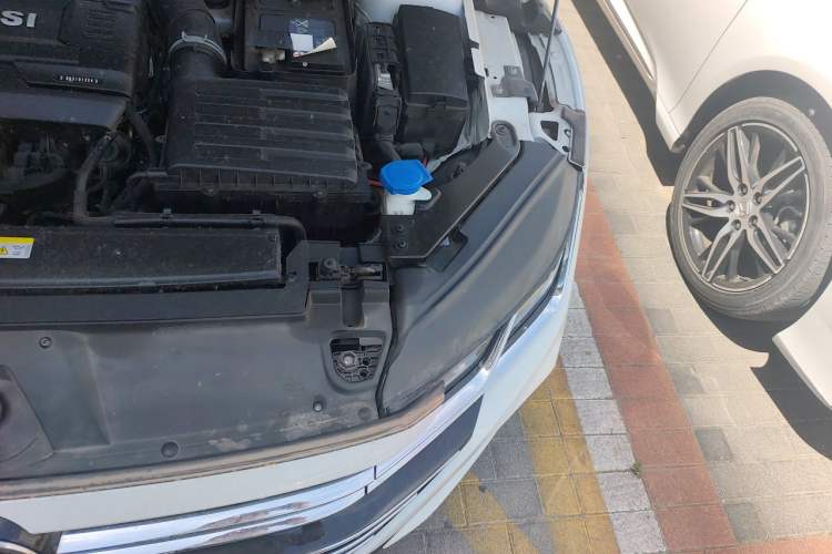 Used Volkswagen FAW-Volkswagen CC 2021 380TSI Striking Edition Engine Bay Left