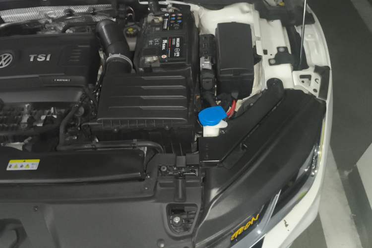 Used Volkswagen FAW-Volkswagen CC 2021 380TSI Striking Edition Engine Bay Left