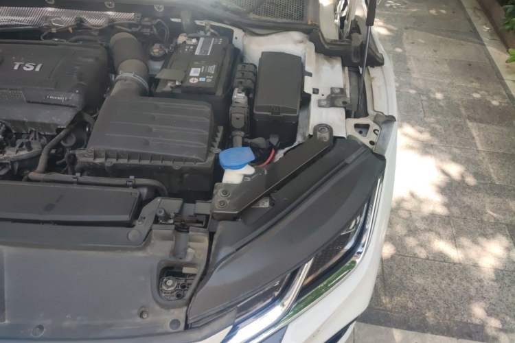 Used Volkswagen FAW-Volkswagen CC 2021 380TSI Striking Edition Engine Bay Left