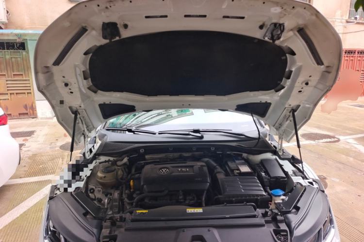 Used Volkswagen FAW-Volkswagen CC 2021 Estate Car 380TSI Vizion Edition Engine Bay