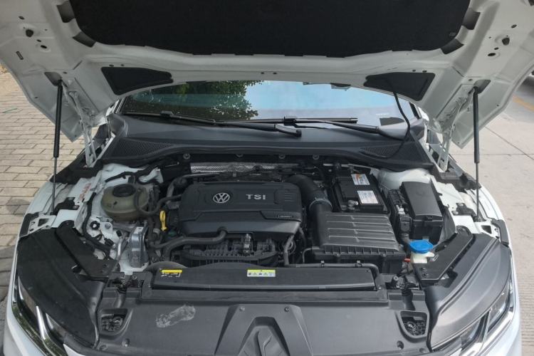 Used Volkswagen FAW-Volkswagen CC 2021 380TSI Striking Edition Engine Bay