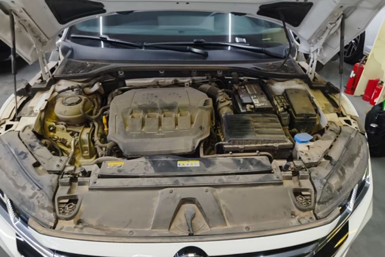 Used Volkswagen FAW-Volkswagen CC 2021 330TSI Ignite Edition Engine Bay