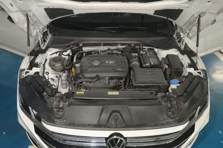 Used Volkswagen FAW-Volkswagen CC 2021 380TSI Brilliant Edition Engine Bay