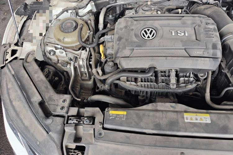 Used Volkswagen FAW-Volkswagen CC 2021 Estate Car 380TSI Vizion Edition Engine Bay Right