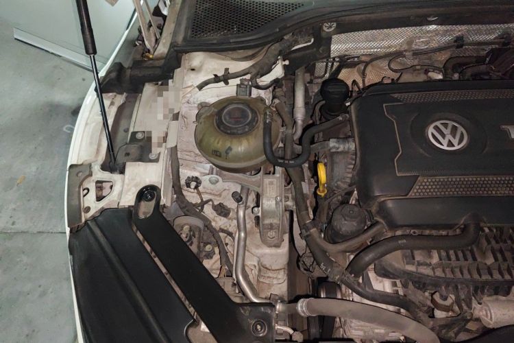 Used Volkswagen FAW-Volkswagen CC 2021 380TSI Striking Edition Engine Bay Right
