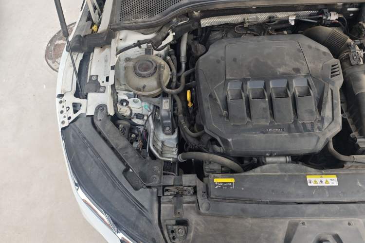 Used Volkswagen FAW-Volkswagen CC 2021 330TSI Ignite Edition Engine Bay Right