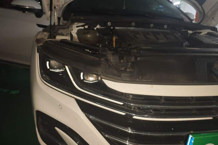 Used Volkswagen FAW-Volkswagen CC 2021 330TSI Launch Edition Engine Bay Right