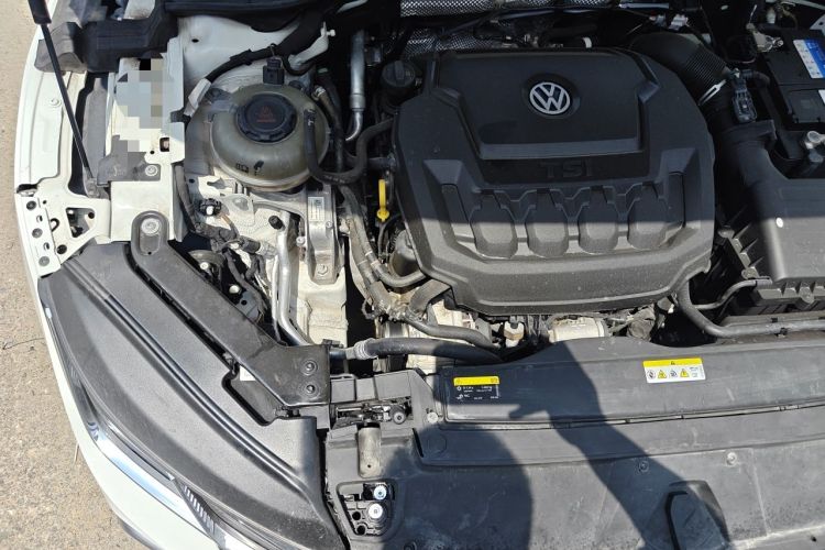 Used Volkswagen FAW-Volkswagen CC 2021 Estate Car 330TSI Hunter Vision Edition Engine Bay Right