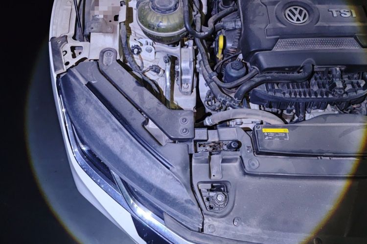 Used Volkswagen FAW-Volkswagen CC 2021 380TSI Brilliant Edition Engine Bay Right