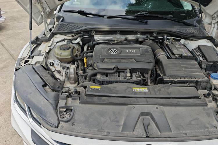 Used Volkswagen FAW-Volkswagen CC 2021 380TSI Striking Edition Engine Bay Right