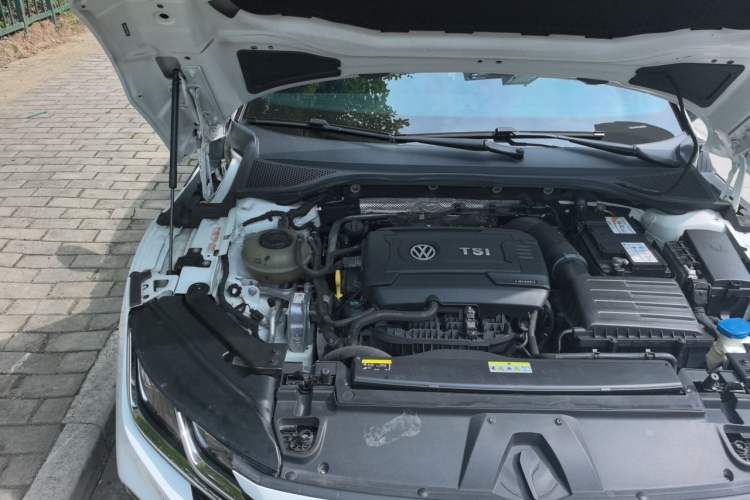 Used Volkswagen FAW-Volkswagen CC 2021 380TSI Striking Edition Engine Bay Right