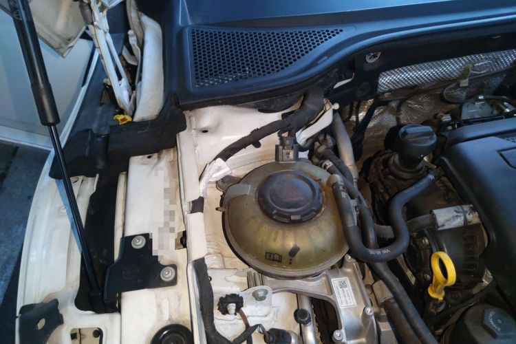 Used Volkswagen FAW-Volkswagen CC 2021 380TSI Striking Edition Engine Bay Right