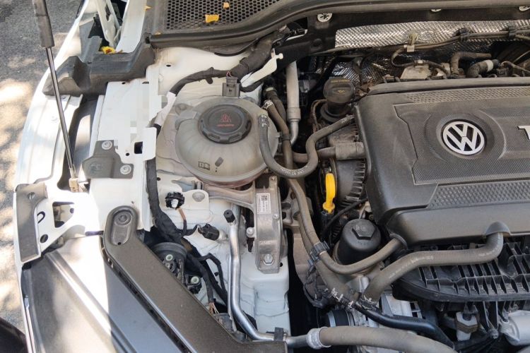 Used Volkswagen FAW-Volkswagen CC 2021 380TSI Striking Edition Engine Bay Right