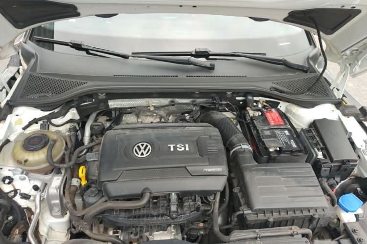 Used Volkswagen FAW-Volkswagen CC 2021 Estate Car 380TSI Vizion Edition Engine Bay