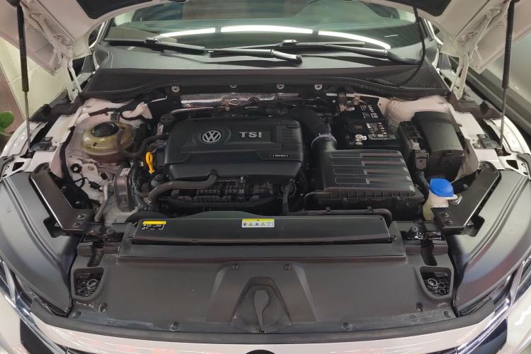 Used Volkswagen FAW-Volkswagen CC 2021 Estate Car 380TSI Vizion Edition Engine Bay