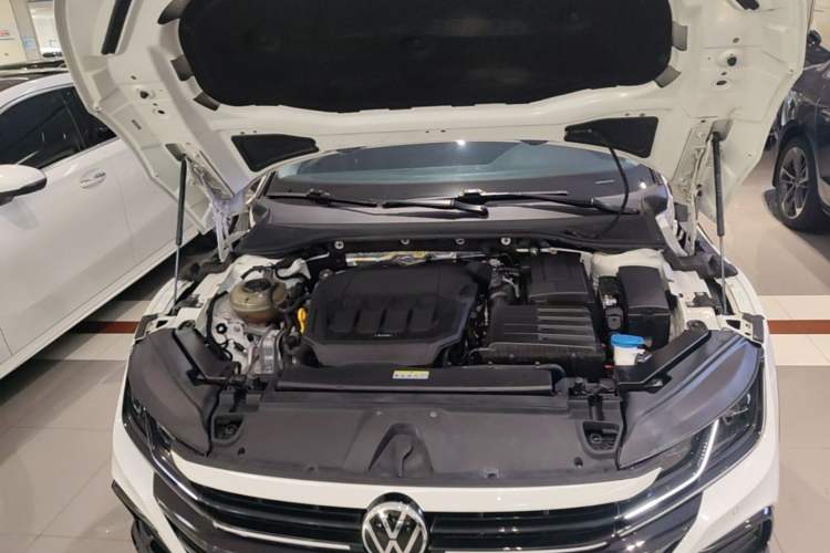 Used Volkswagen FAW-Volkswagen CC 2021 Estate Car 330TSI Hunter Vision Edition Engine Bay