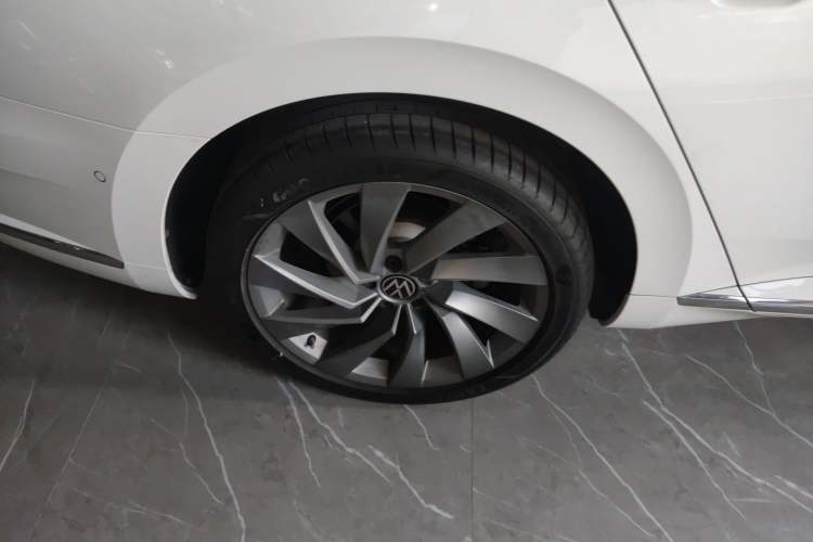 Used Volkswagen FAW-Volkswagen CC 2021 380TSI Striking Edition Exterior 2