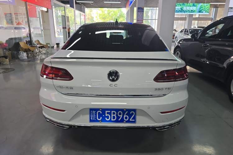 Used Volkswagen FAW-Volkswagen CC 2021 380TSI Striking Edition Exterior 2