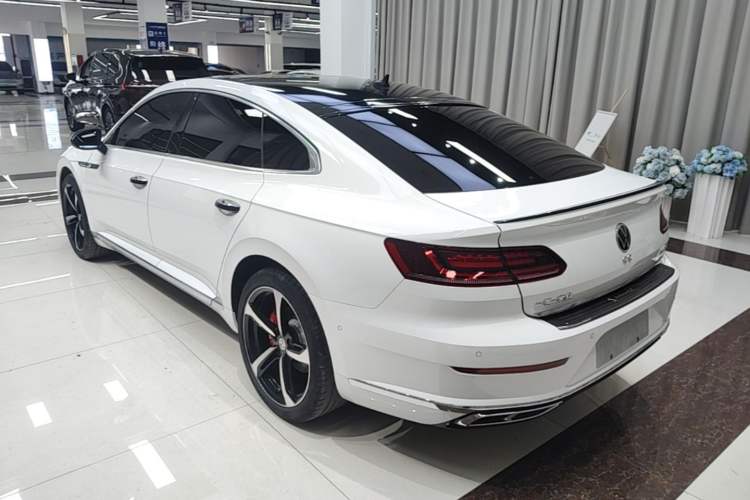 Used Volkswagen FAW-Volkswagen CC 2021 380TSI Striking Edition Exterior 2