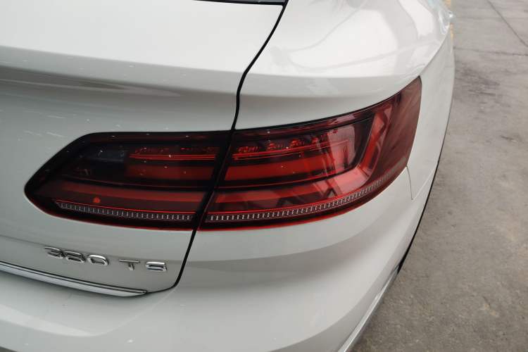 Used Volkswagen FAW-Volkswagen CC 2021 Estate Car 380TSI Vizion Edition Exterior 3