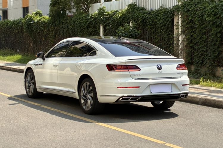 Used Volkswagen FAW-Volkswagen CC 2021 380TSI Striking Edition Exterior 3