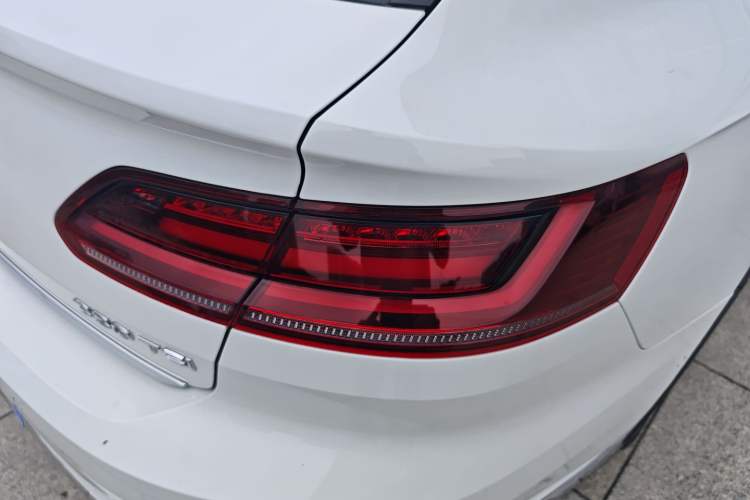 Used Volkswagen FAW-Volkswagen CC 2021 Estate Car 380TSI Vizion Edition Exterior 3