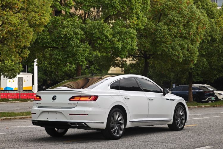 Used Volkswagen FAW-Volkswagen CC 2021 380TSI Striking Edition Exterior 3