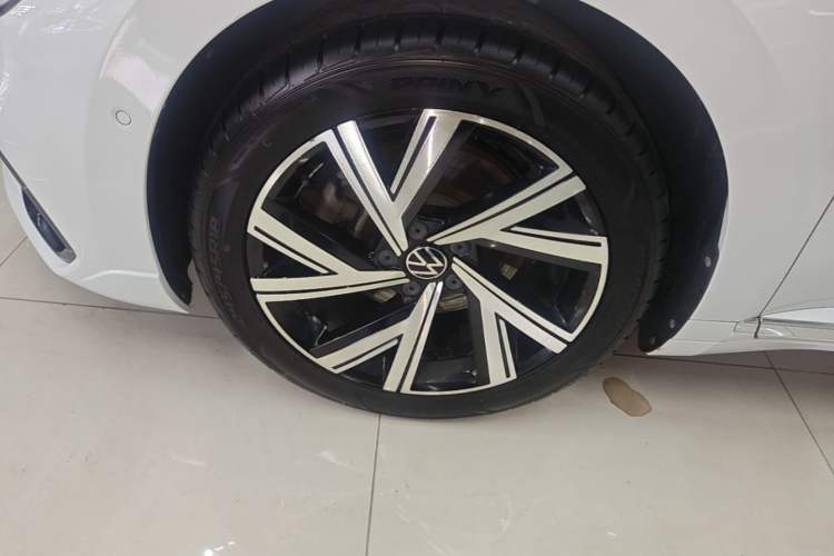 Used Volkswagen FAW-Volkswagen CC 2021 380TSI Striking Edition Exterior 4