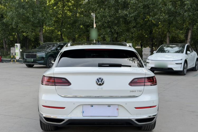 Used Volkswagen FAW-Volkswagen CC 2021 Estate Car 380TSI Vizion Edition Exterior 4