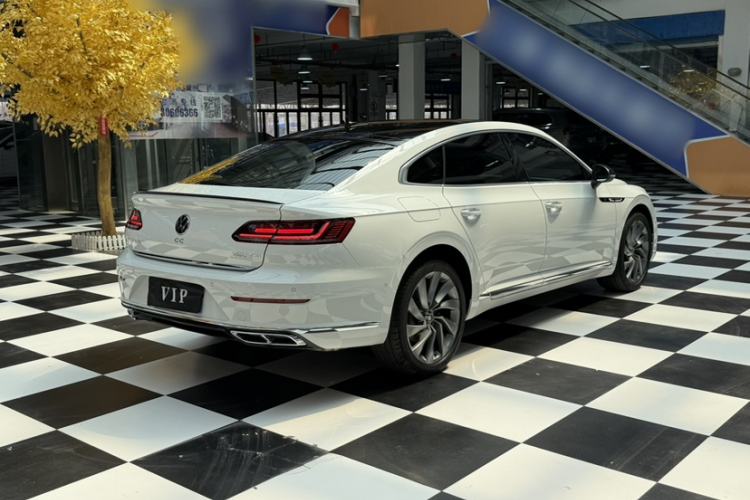 Used Volkswagen FAW-Volkswagen CC 2021 380TSI Striking Edition Exterior 4