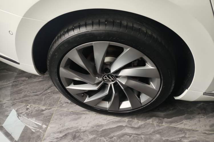 Used Volkswagen FAW-Volkswagen CC 2021 380TSI Striking Edition Exterior 5