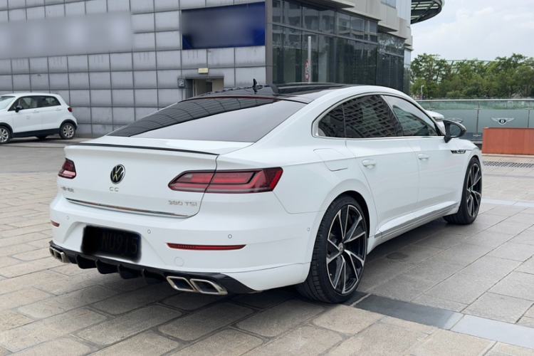 Used Volkswagen FAW-Volkswagen CC 2021 380TSI Striking Edition Exterior 5