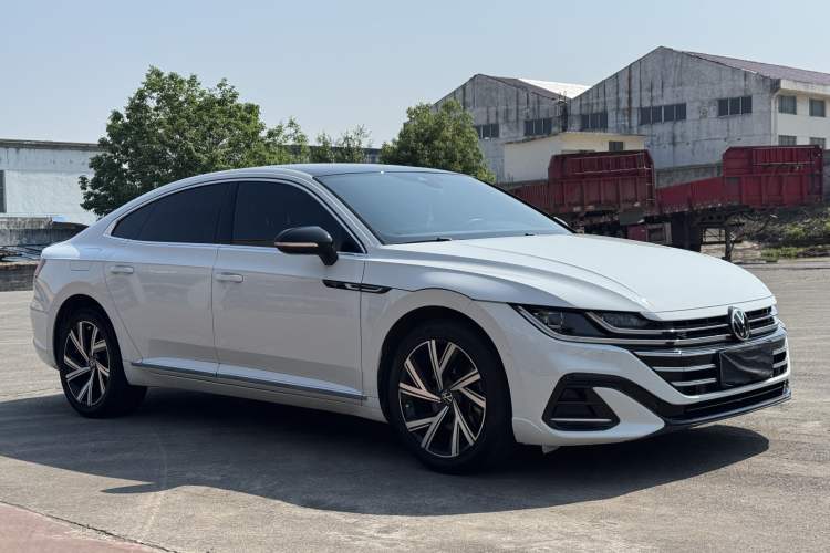 Used Volkswagen FAW-Volkswagen CC 2021 380TSI Striking Edition Exterior 5