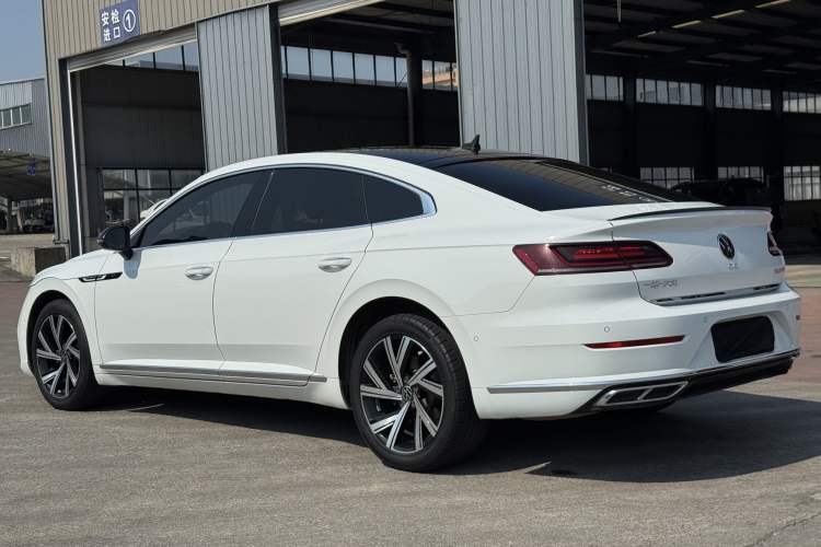 Used Volkswagen FAW-Volkswagen CC 2021 380TSI Striking Edition Exterior 9