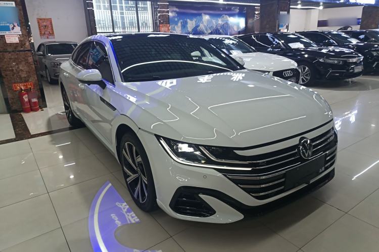 Used Volkswagen FAW-Volkswagen CC 2021 330TSI Ignite Edition Front Right 45 Deg
